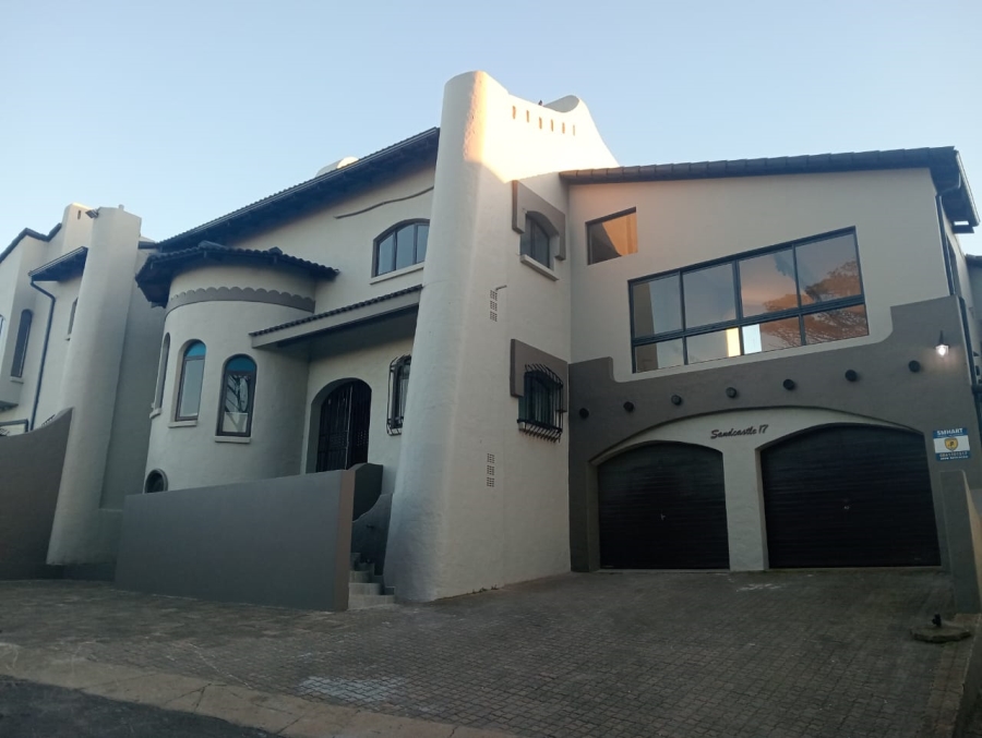 5 Bedroom Property for Sale in Paradise Beach Eastern Cape